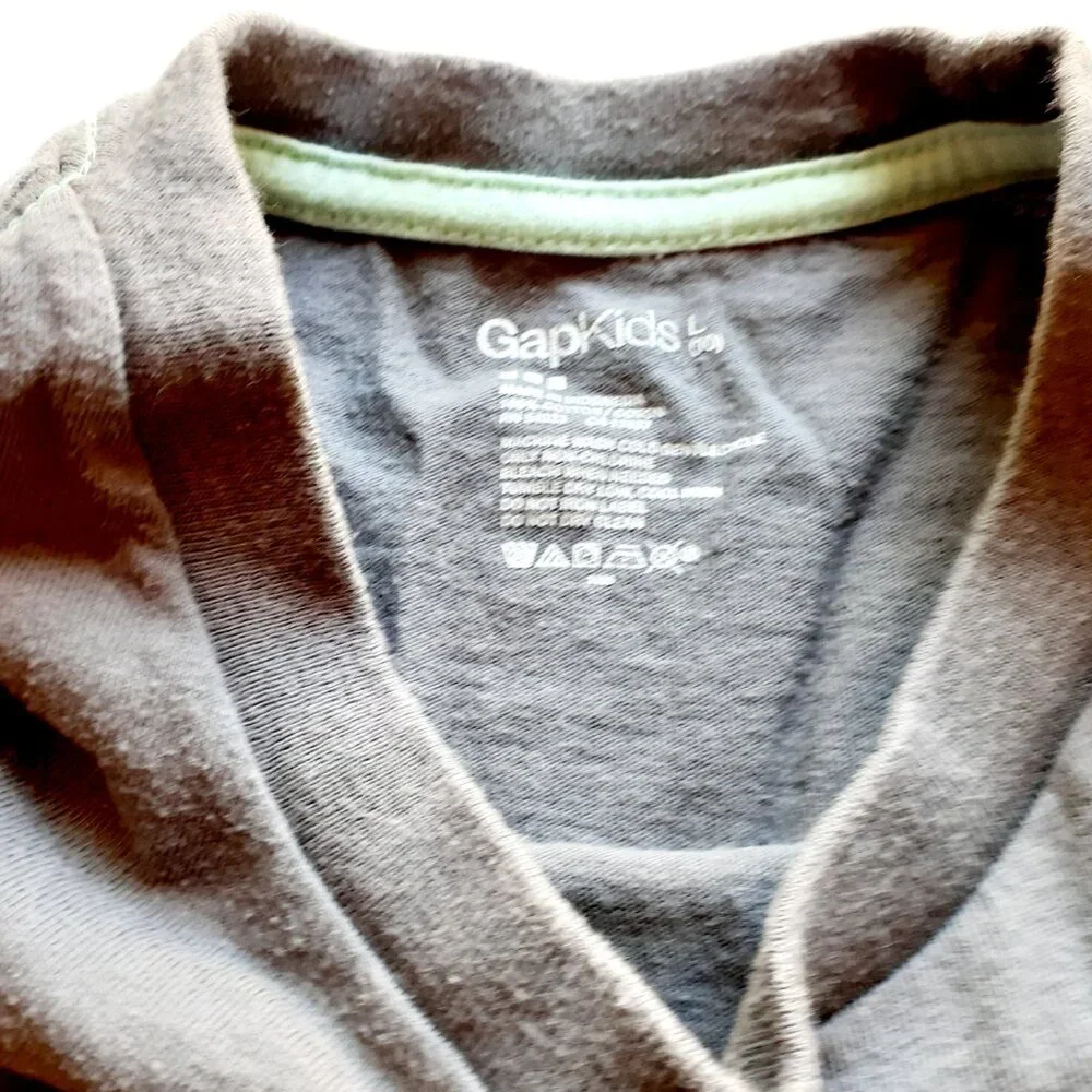 Gap Boys T-Shirt Gray Blue Stripe Pocket Short Sleeve Large 10
